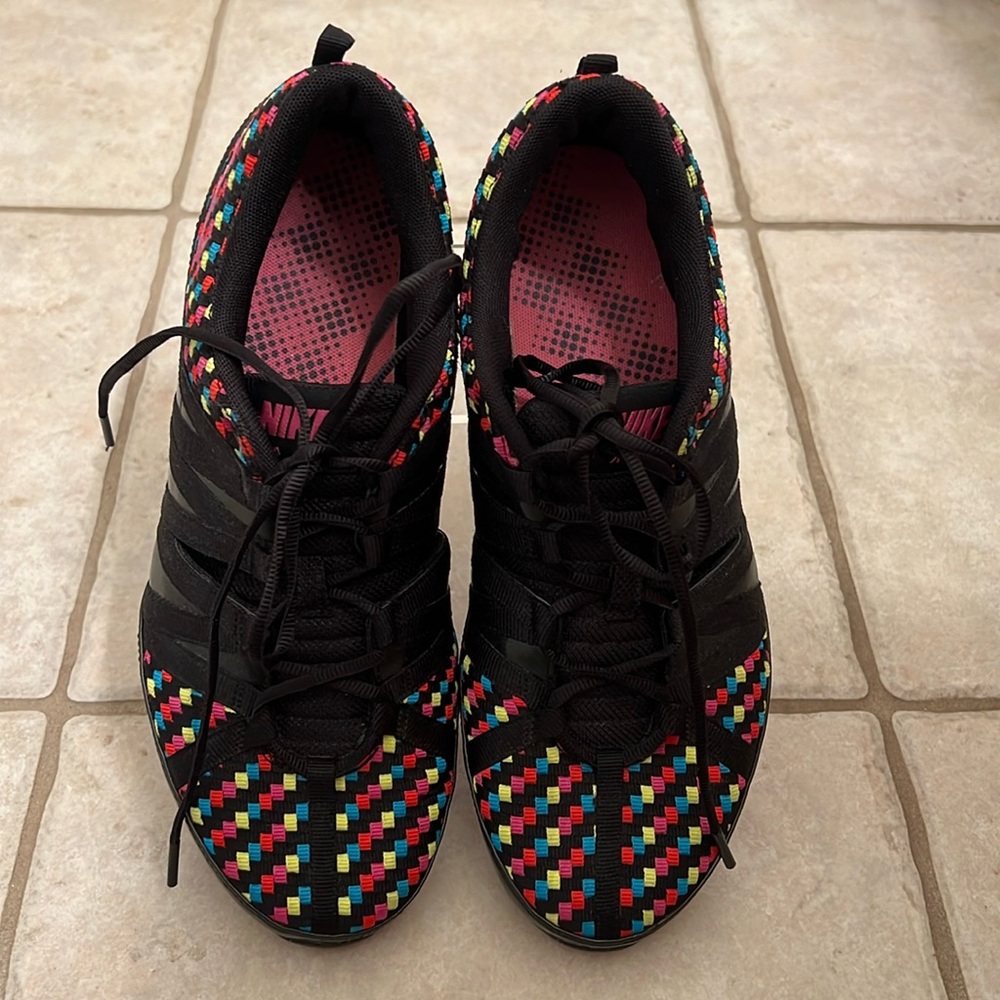 Nike Air Kapelle Womens Black/Pinkfire Rainbow Asymmetrical Weave Sneaker size 8
